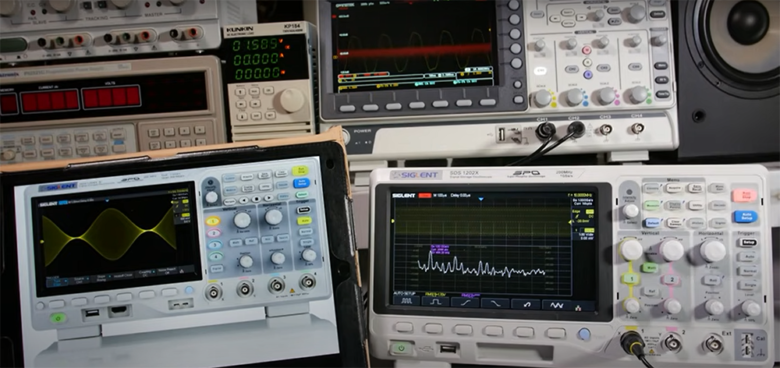 Logic Analyzer vs. Oscilloscope: Main Differences - ElectronicsHacks
