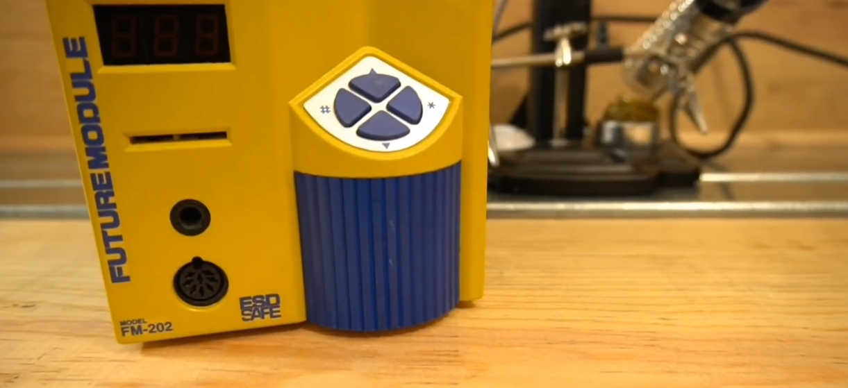 Hakko FM202 Soldering Station Review ElectronicsHacks
