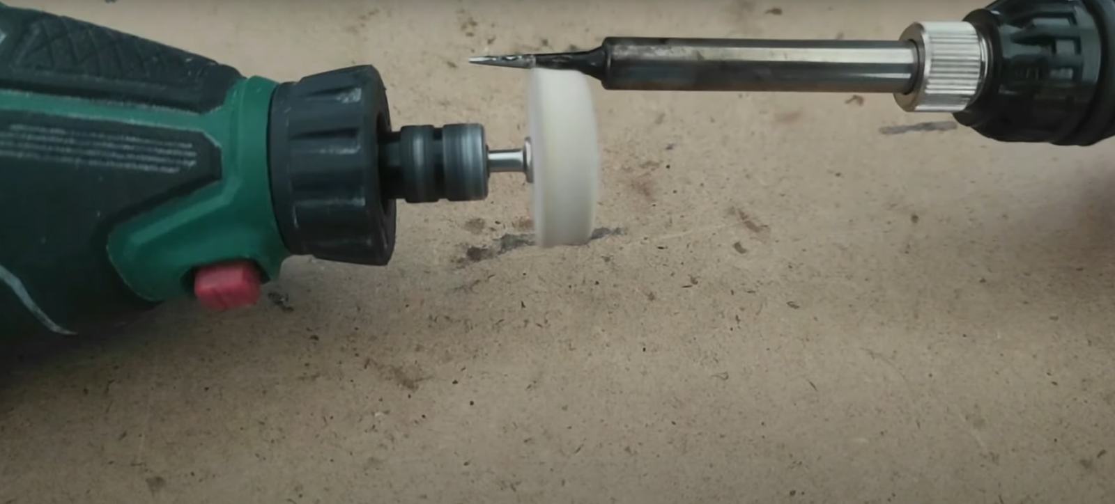 How to Clean a Soldering Iron? ElectronicsHacks