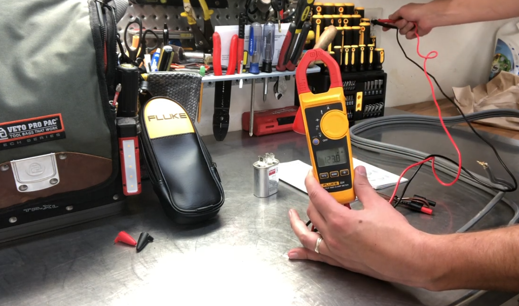 Fluke 324 Multimeter Overview