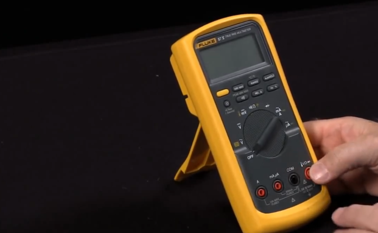 Fluke 87 vs. 87V Which Multimeter is Better? ElectronicsHacks
