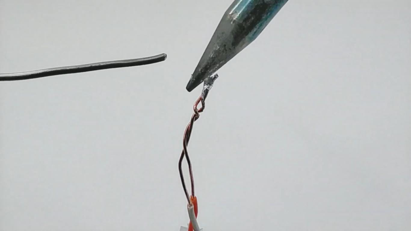 Flux vs. Solder Paste What’s the Difference? ElectronicsHacks