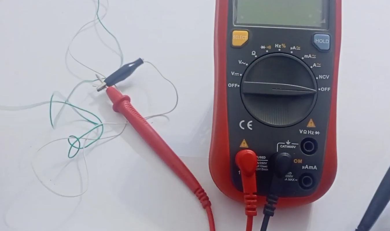 Multimeter Not Reading DC Voltage How to Fix? ElectronicsHacks