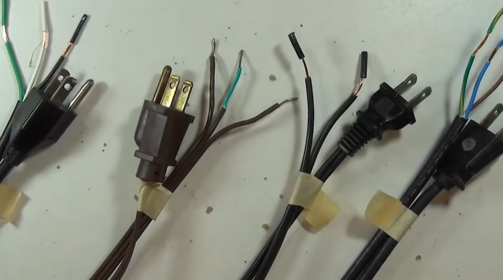 White and Black Wire Which Is Positive? ElectronicsHacks