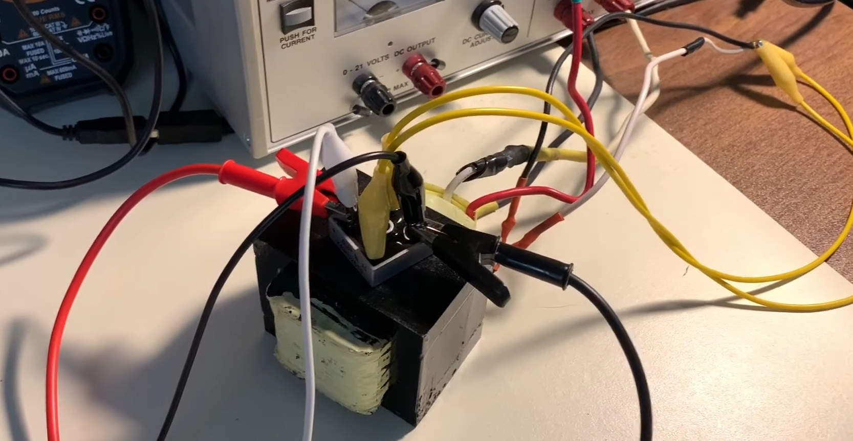 Do Capacitors Get Hot? - ElectronicsHacks