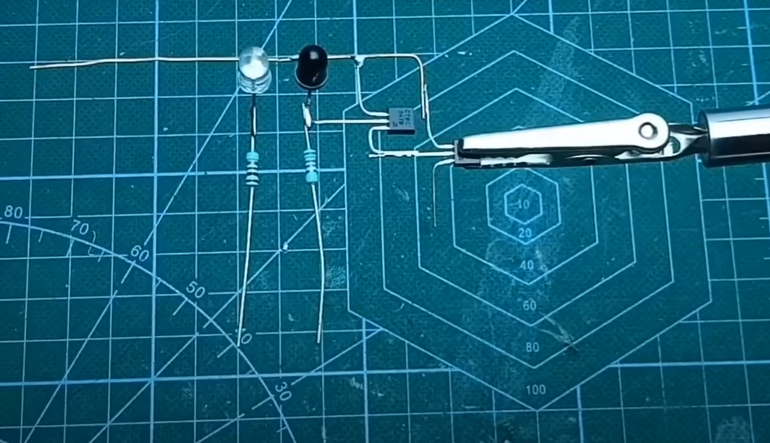 How Do Photodiode Arrays Work? ElectronicsHacks