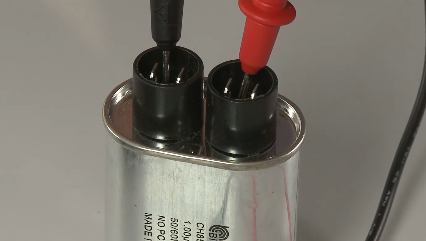 How Long Does It Take for a Microwave Capacitor to Discharge