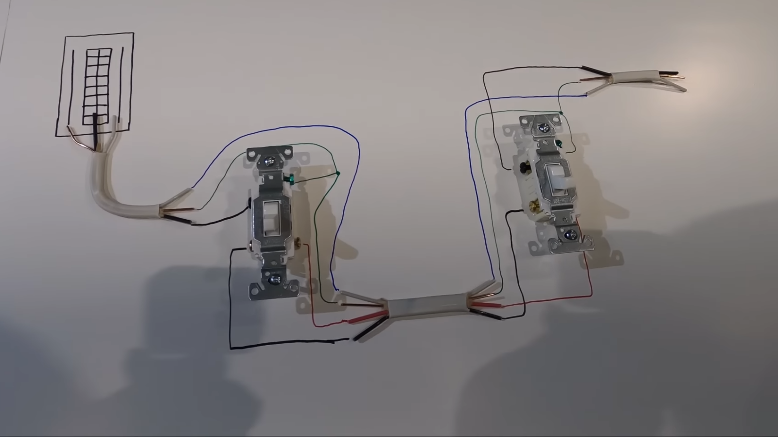 Line vs. Load GFCI What’s the Difference? ElectronicsHacks