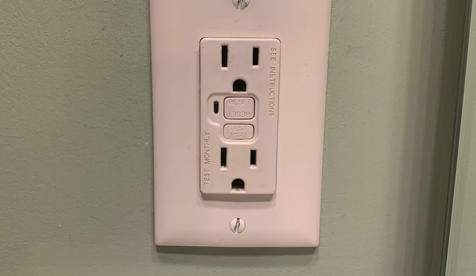 Line vs. Load GFCI What’s the Difference? ElectronicsHacks