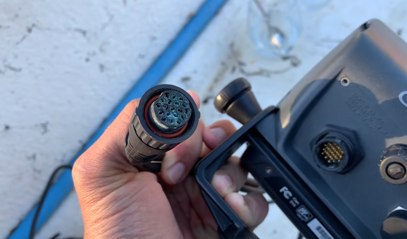 How to Remove Dielectric Grease? ElectronicsHacks